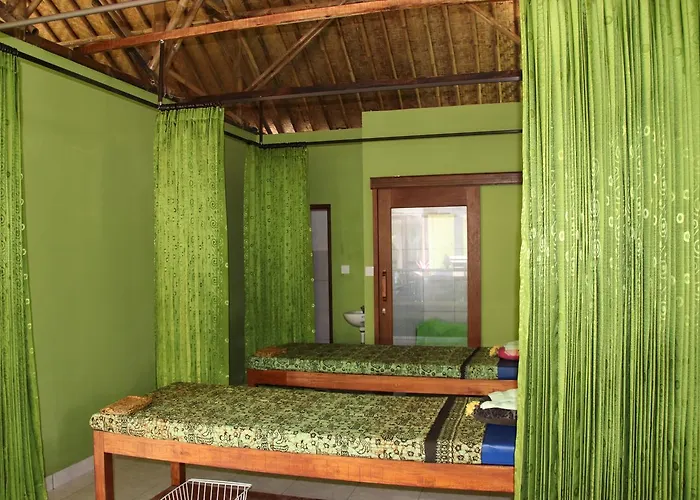 Pensión Taman Sandat