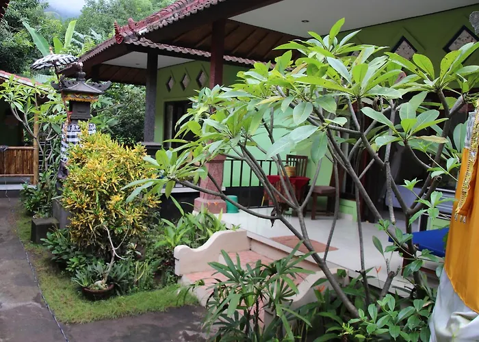 Taman Sandat Amed